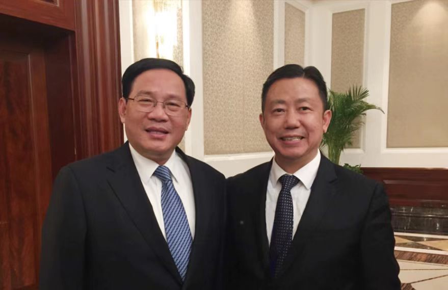 中央政治局常委、國務(wù)院總理李強與周海江合影